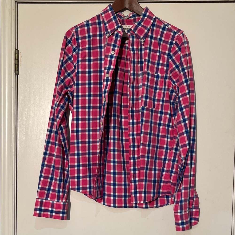 Abercrombie & Fitch Pink and Blue Plaid Casual Button Down Shirt